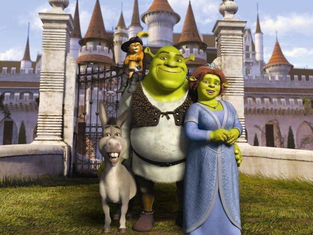 watak shrek dan fiona di USS singapore